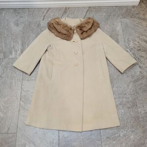 Vintage Julius Garfinckel & Co Coat W/ Fur Collar. See Pictures For Size